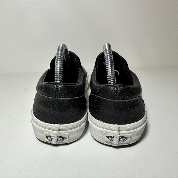 VANS Black Perforate Leather SlipOn skate Shoe 721278 Men 8 Women 9.5 (194 Box23 - Picture 7 of 8